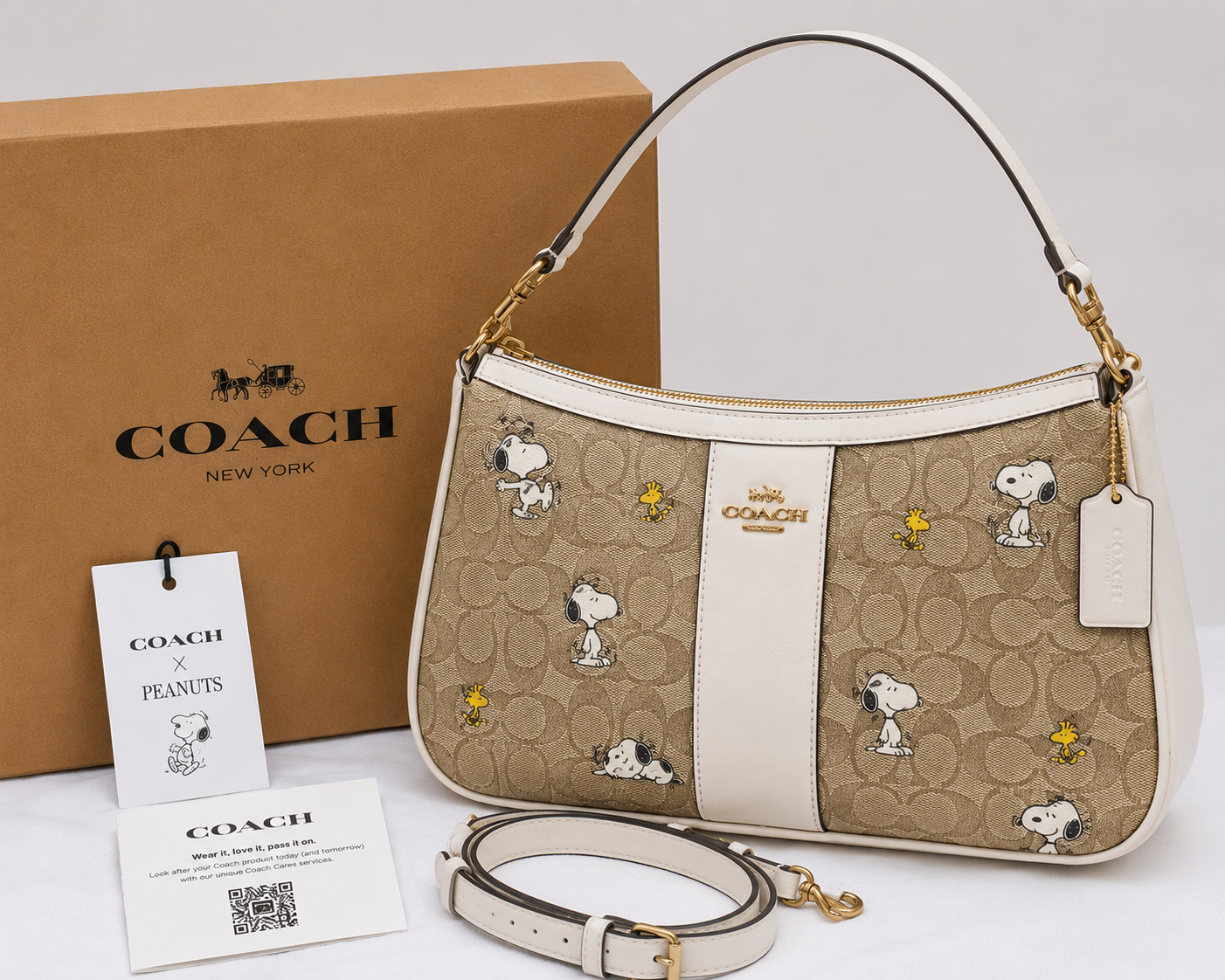 Authentic Coach X Peanuts Teri Shoulder Bag In Signature Canvas With Snoopy Print